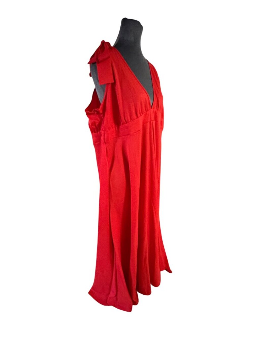 Red Maxi Dress With Shoulder Ties & V-Neck By Boohoo Size US 20 UK 24 EU 52 NWT - Picture 3 of 5